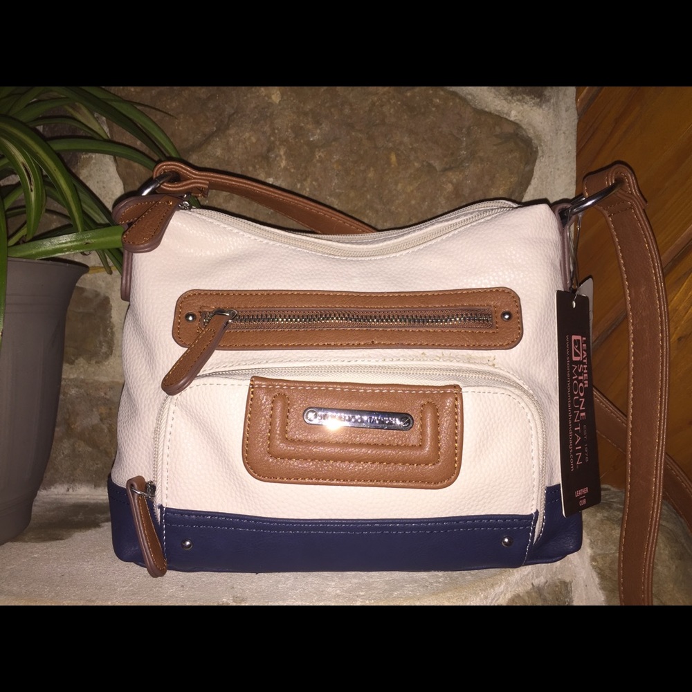 Stone Mountain Leather purse